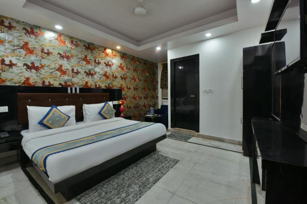 Hotel Shiva International Near By Igi Airport New Delhi Buitenkant foto
