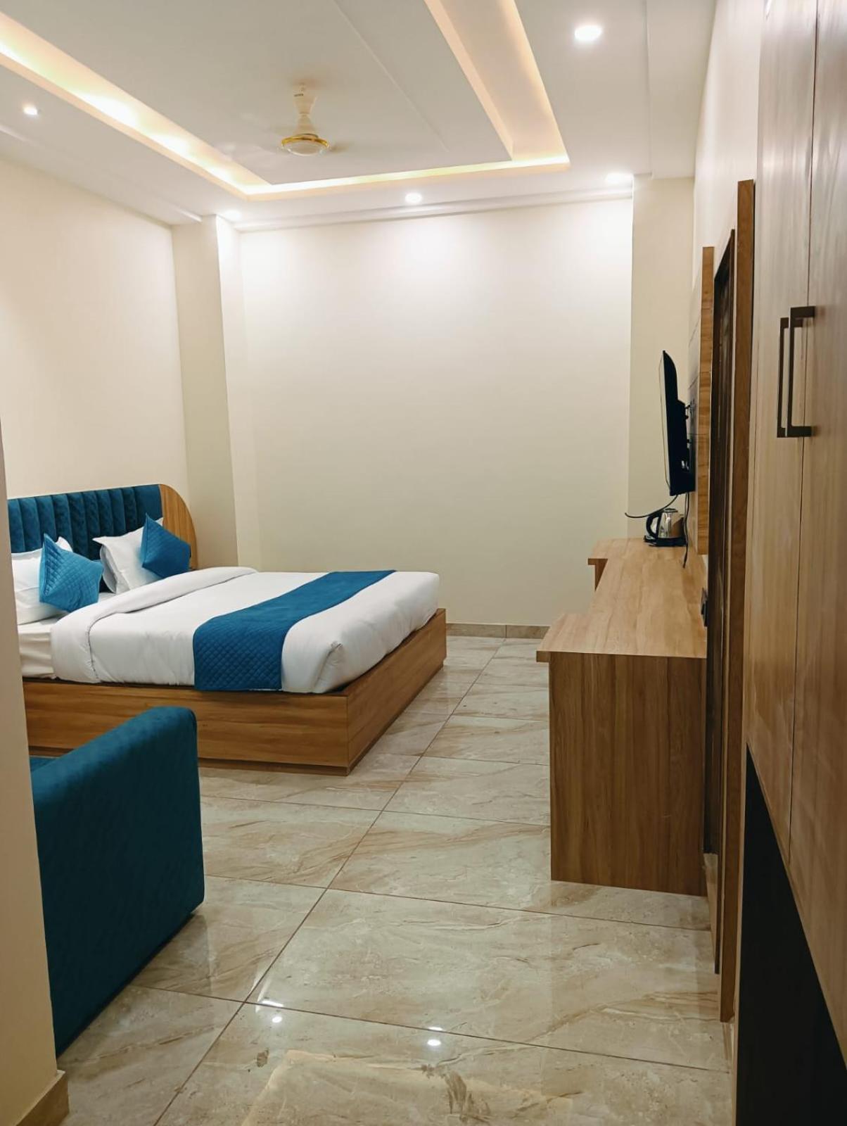 Hotel Shiva International Near By Igi Airport New Delhi Buitenkant foto